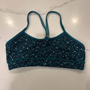 Lululemon bra size 4